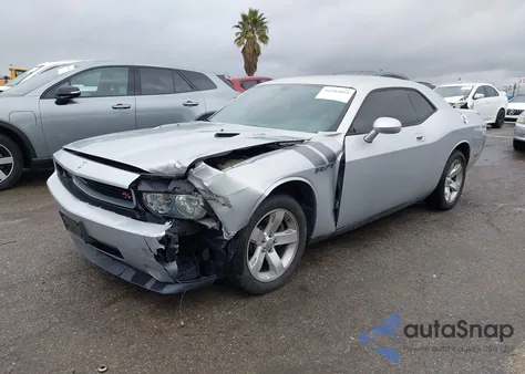 2010 Dodge Challenger R/T z USA, uszkodzony, nr VIN 2B3CJ5DT3AH296934